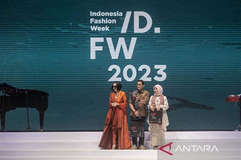 Indonesia Fashion Week: Unlocking the Tapestry of Cultural Heritage Through Modern Design